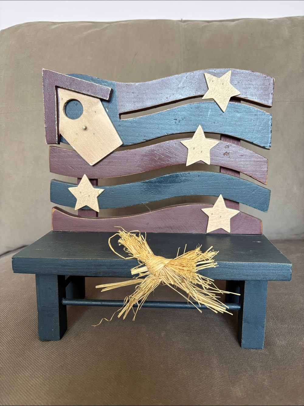 Patriotic Wooden Decorative Bench with Stars and Birdhouse